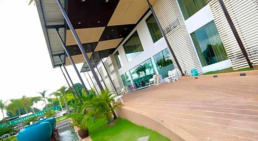 I Hotel