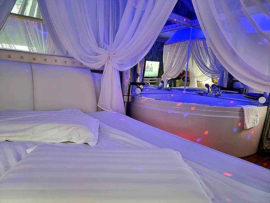 Anadi Hotel Boutique ONLY ADULT