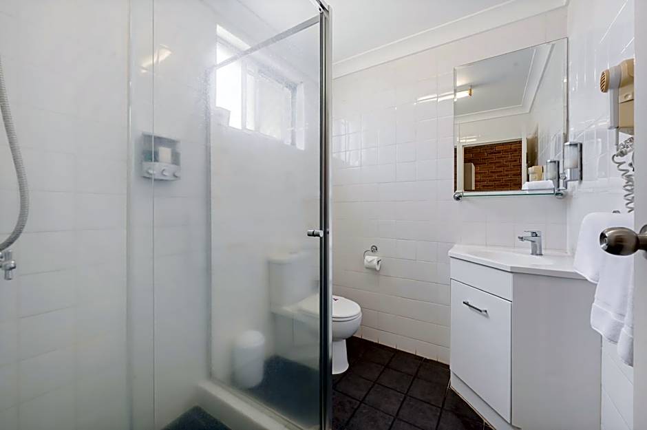 Garden City Motor Inn