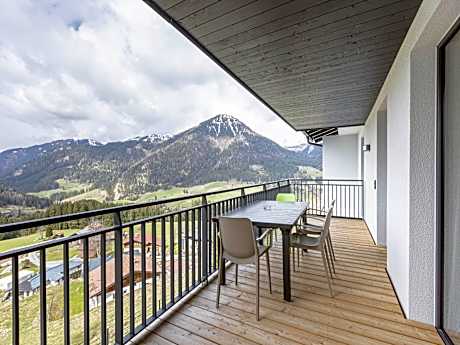 Lovely apartment with shared pool