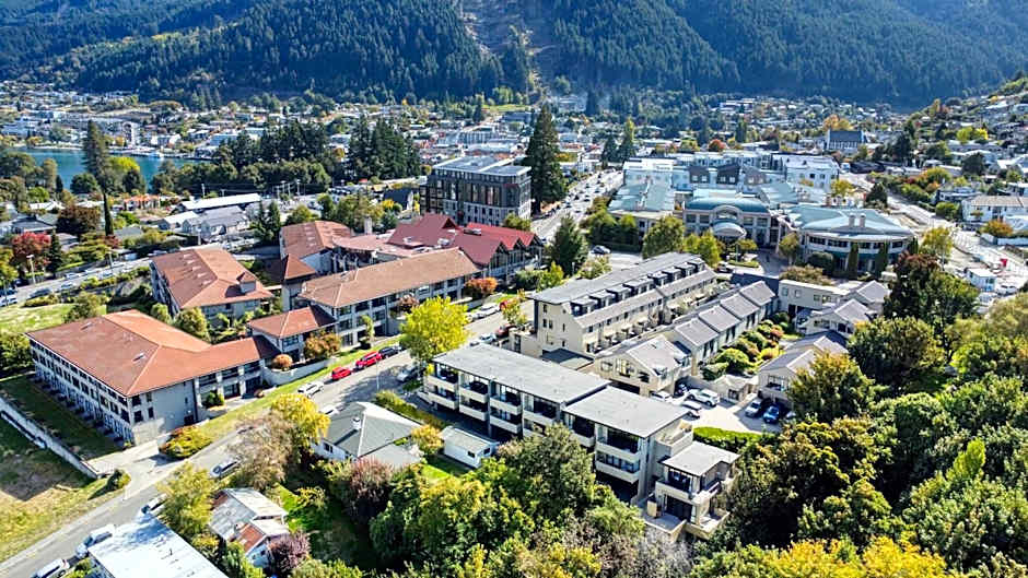 Garden Court Suites & Apartments