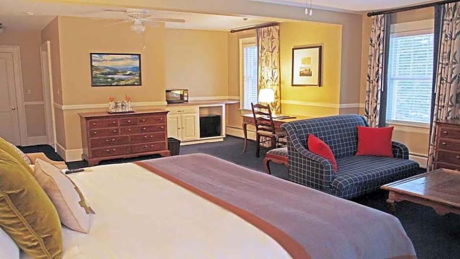 Omni Bretton Arms Inn at Mount Washington Resort