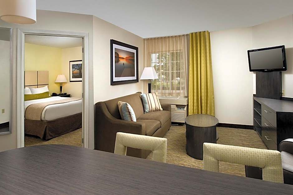 Candlewood Suites Richmond - South By IHG