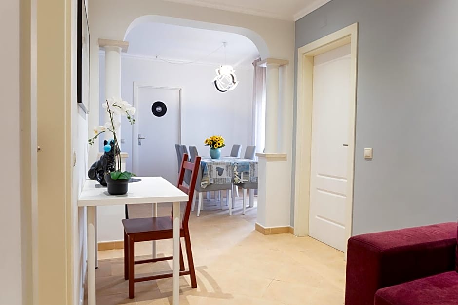 Vinyl Flat Bed & Breakfast - Rooms