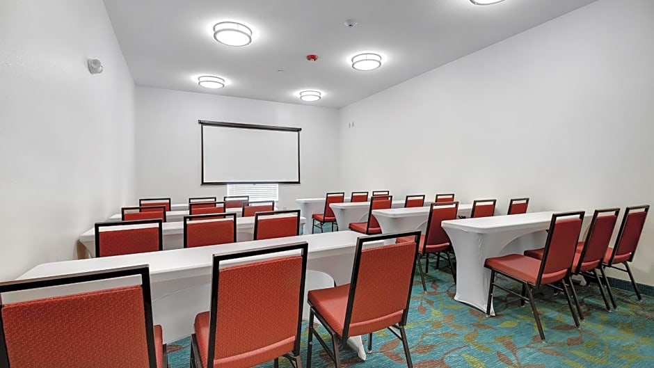 Candlewood Suites Waco By IHG