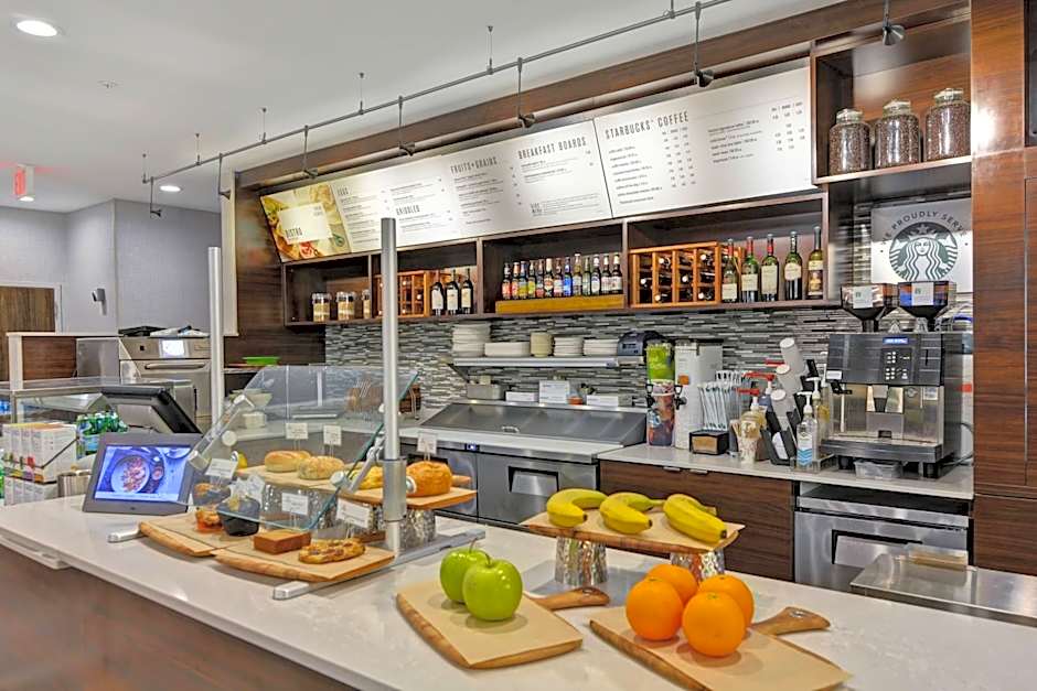 Courtyard by Marriott Long Island Islip/Courthouse Complex