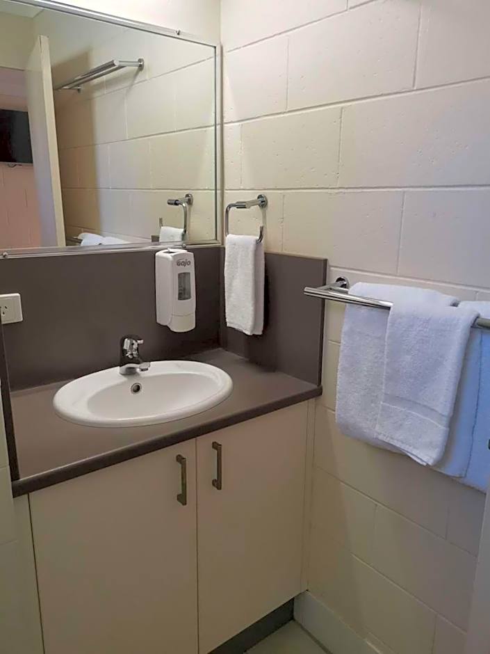 Nambour Lodge Motel