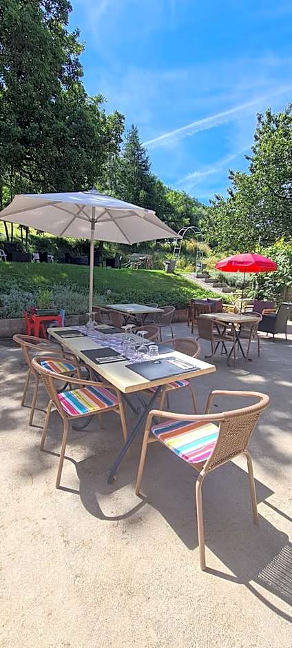 Hotel et Appart'Hotel Restaurant L'Adray