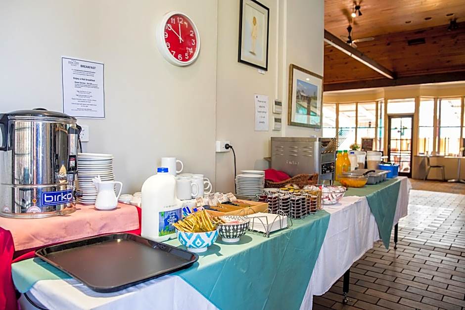 Lilac City Motor Inn