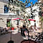 Le Patio