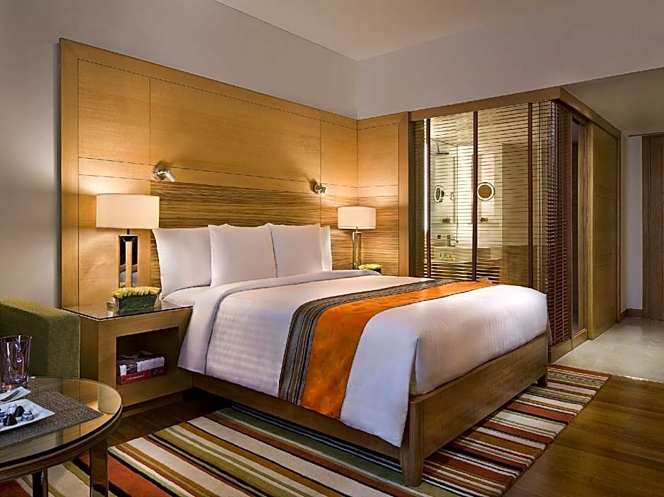 Courtyard by Marriott Gurugram Downtown