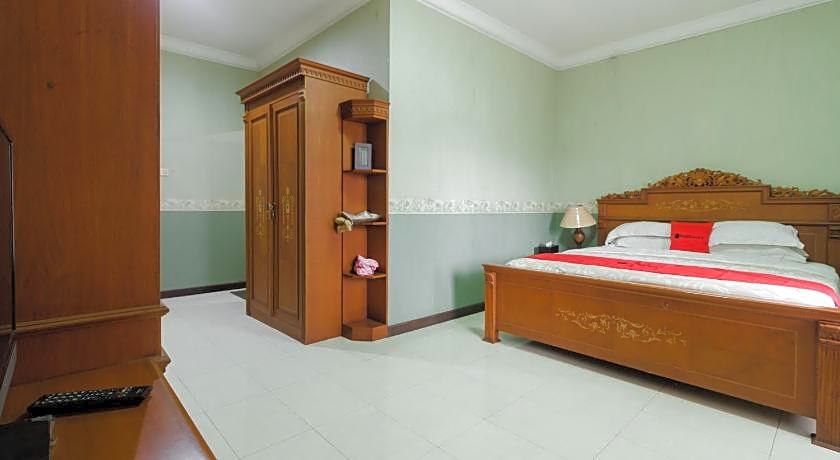 RedDoorz Syariah @ Cipanas