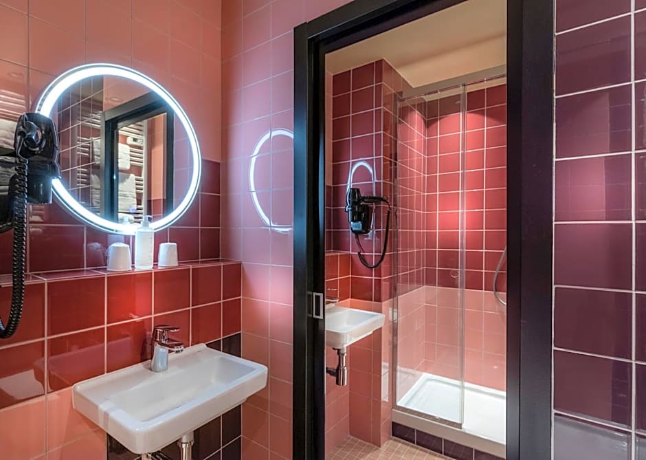 Libertel Canal Saint Martin