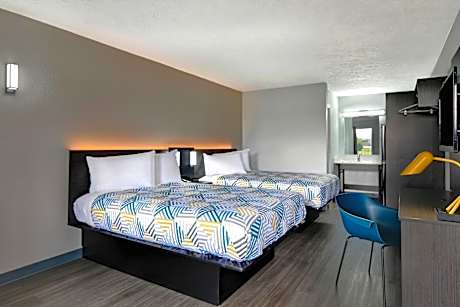 Quadruple Room - Non-Smoking