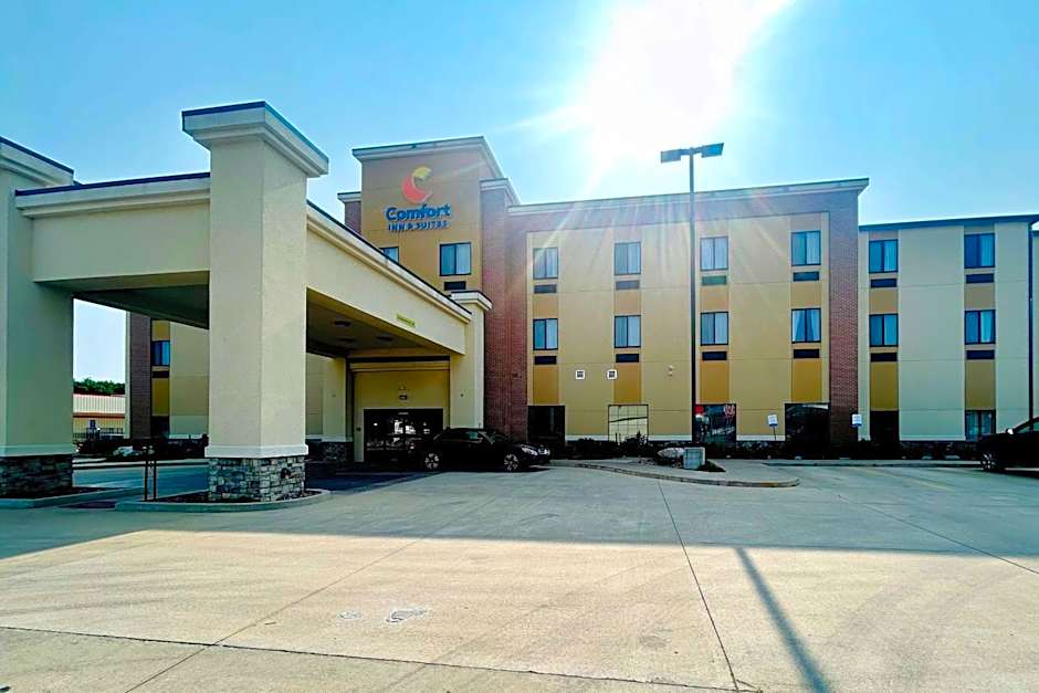 Comfort Inn & Suites Independence