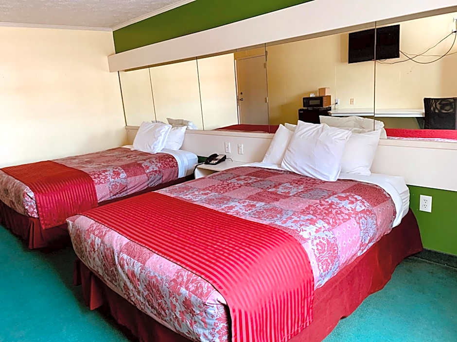 Holiday Lodge - Greensboro/Lake Oconee