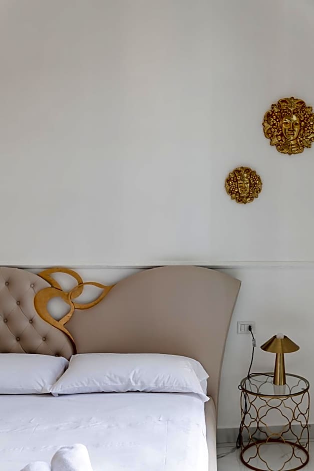 Golden Suites by Dimorra