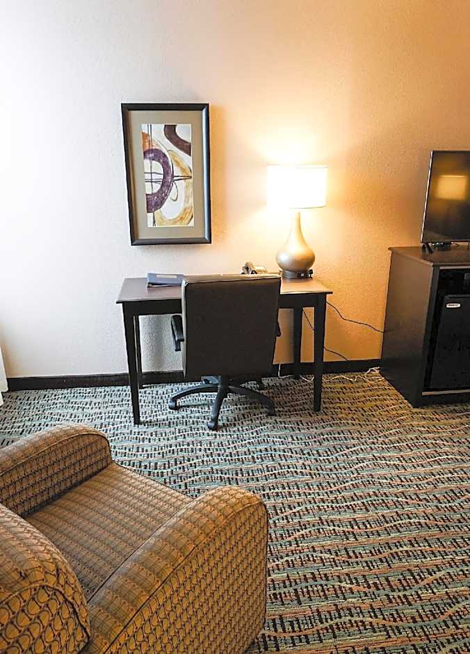 Boarders Inn & Suites by Cobblestone Hotels - Grand Island