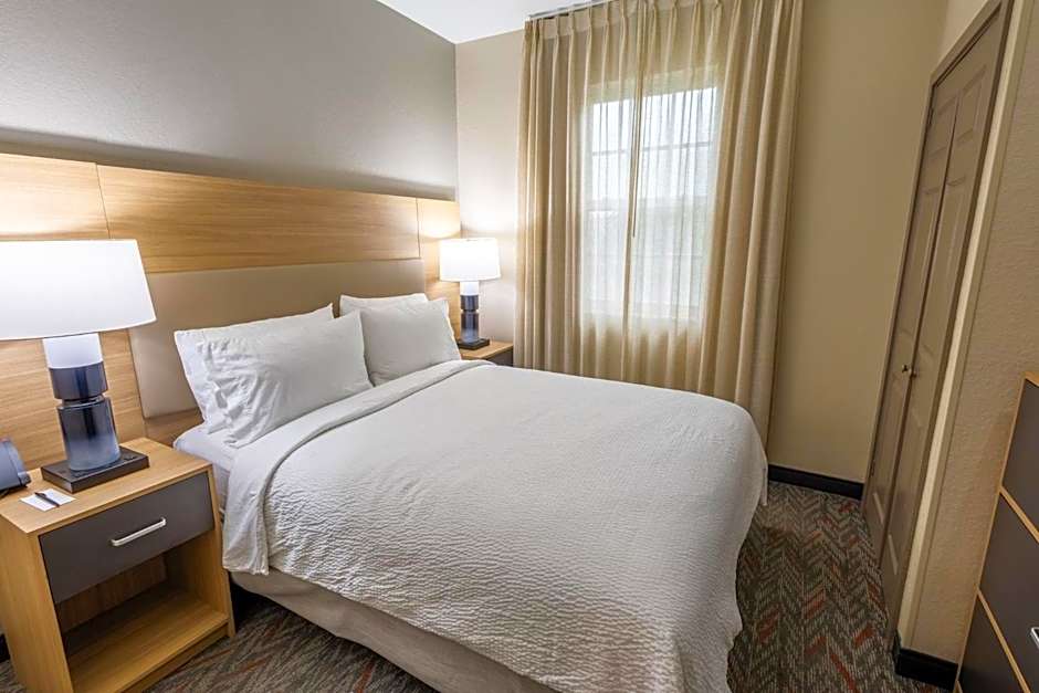 Candlewood Suites Miami Lakes By IHG