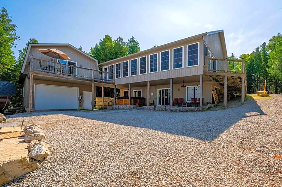 Waterfront W Sauna, Hot Tub & Boat Slip