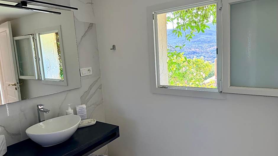 Villa Kilauea B&B