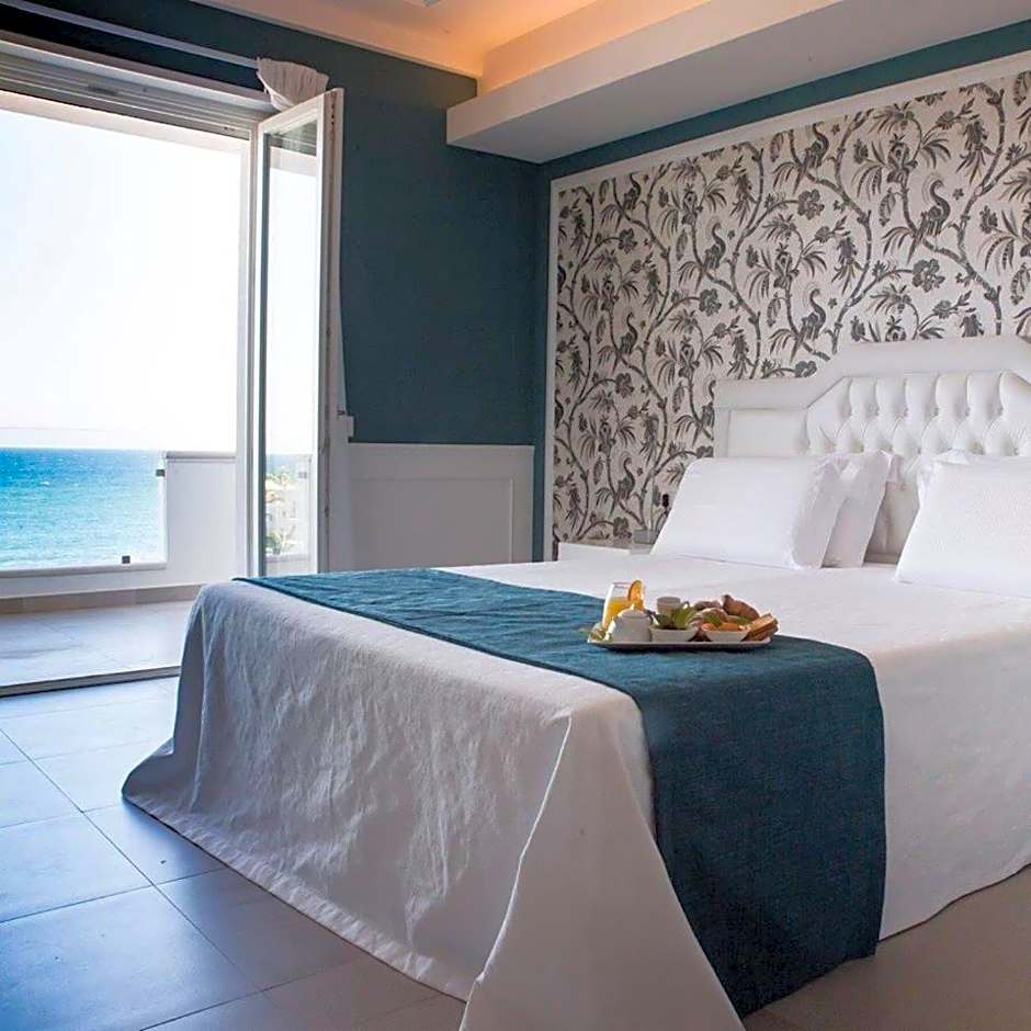 Bianco Riccio Suite Hotel