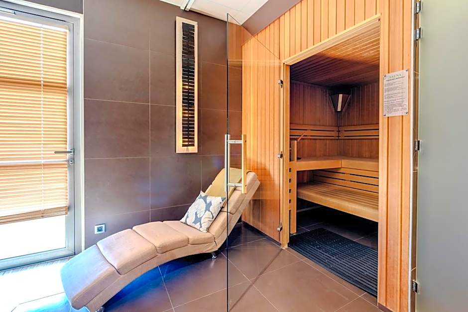 Campanile Roissy Le Mesnil Amelot