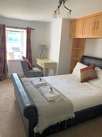 Nigg Suite with Garden