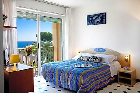 Two-Bedroom Apartment with Sea View