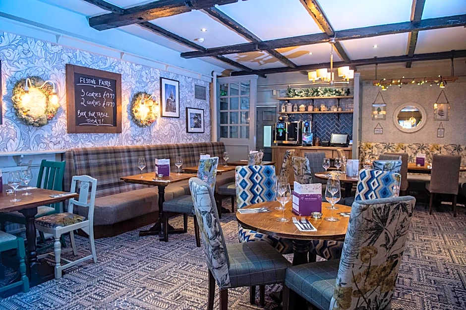 Kings Head by Chef & Brewer Collection