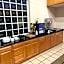 Super 8 by Wyndham Harrisburg Hershey North