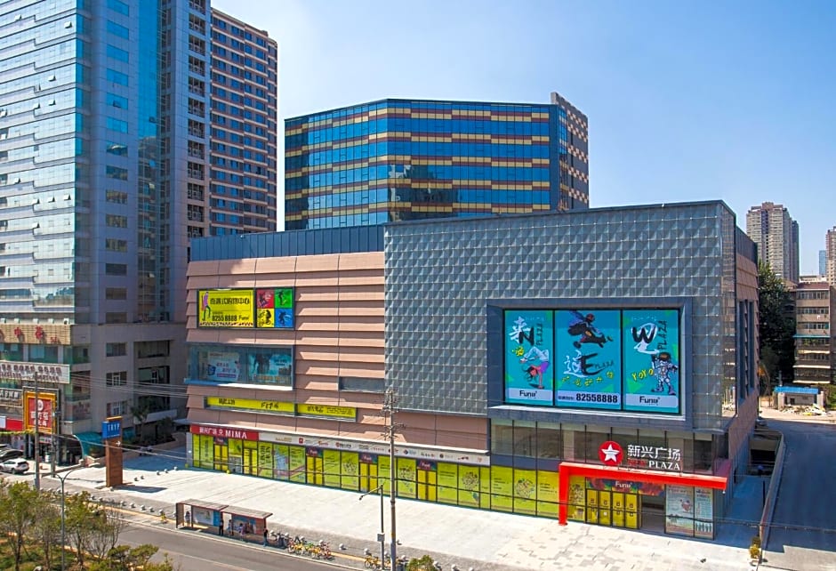 TRYP By Wyndham Hotel Xian