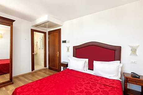 Comfort Double or Twin Room