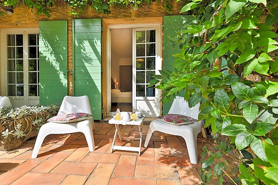 Logis Hôtel Castel Mouisson