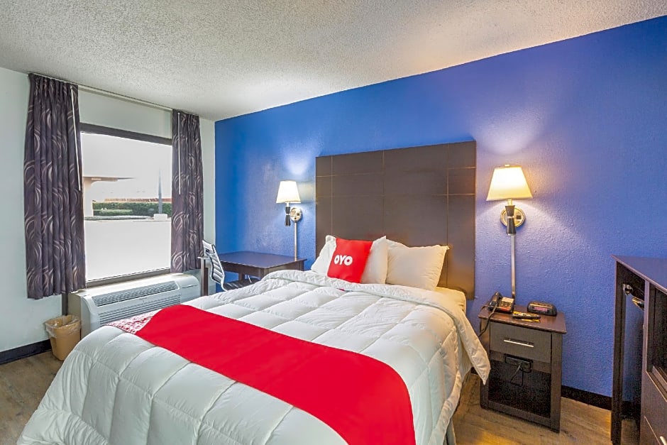 OYO Hotel Baton Rouge Mid City