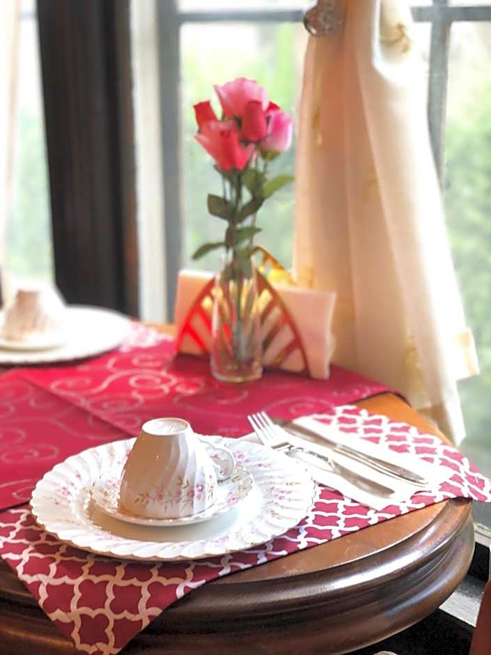 Redwood Bed and Breakfast