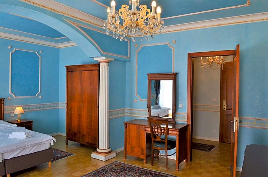 Hotel Renesance Krasna Kralovna