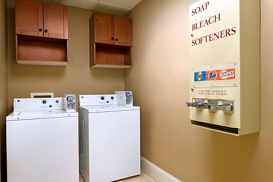 Holiday Inn Express & Suites Alpharetta By IHG