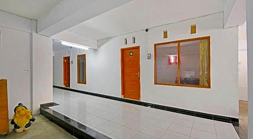 OYO 90967 Soka Asri Guest House