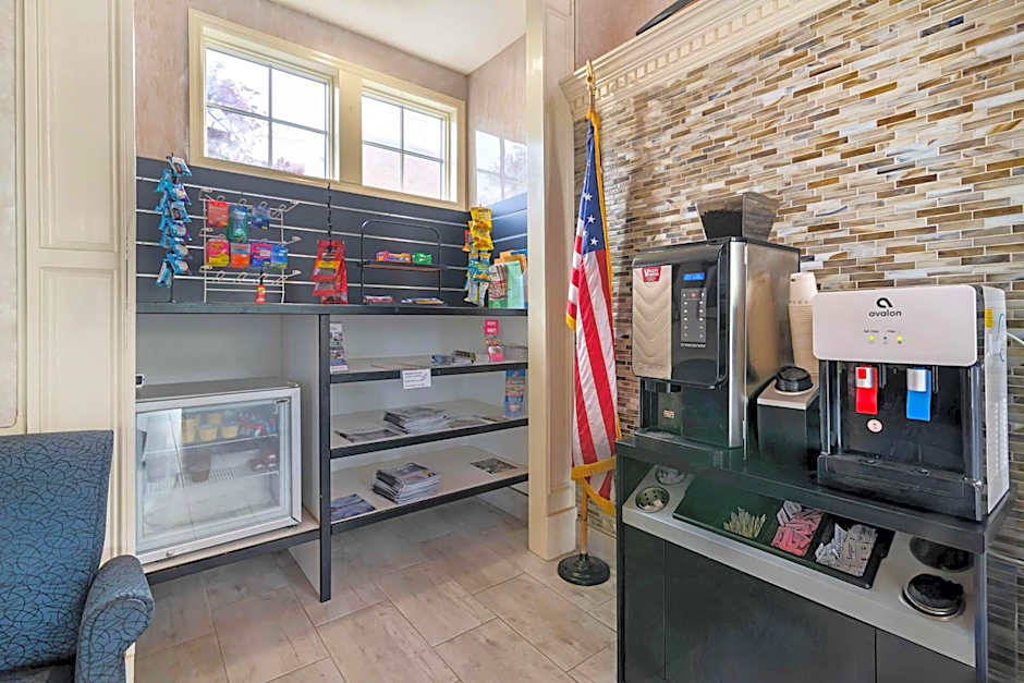 Best Western Plus Plattsburgh