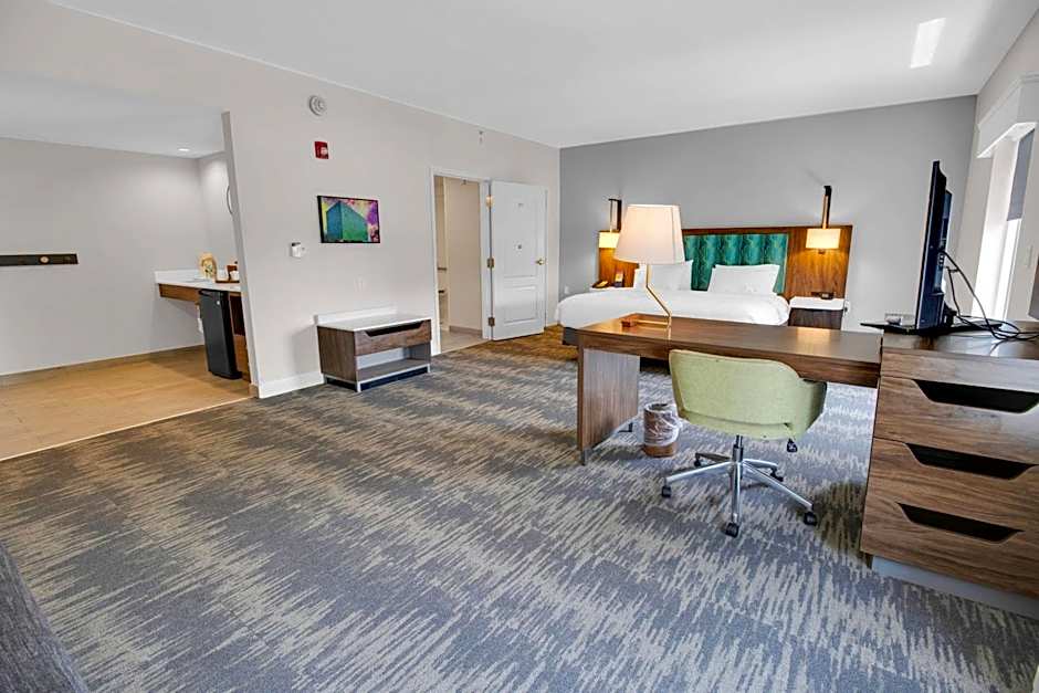 Hampton Inn By Hilton & Suites Sarasota/Bradenton-Airport