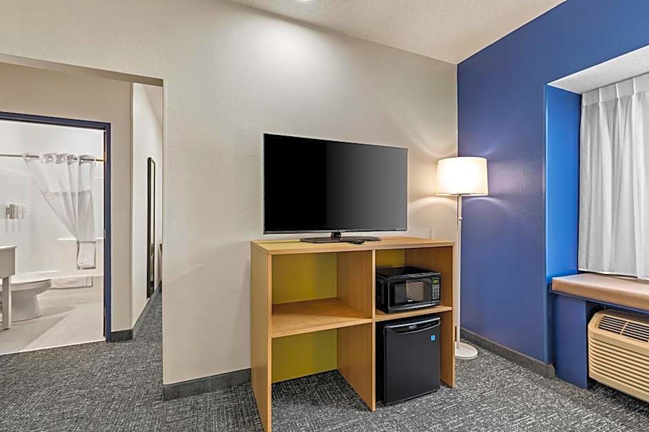 Spark by Hilton Wilkes Barre
