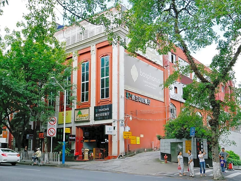 Grand Eastern International Apartment