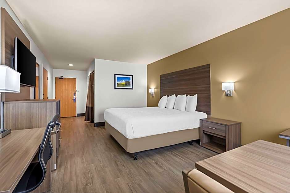 Best Western Plus Caldwell Inn & Suites