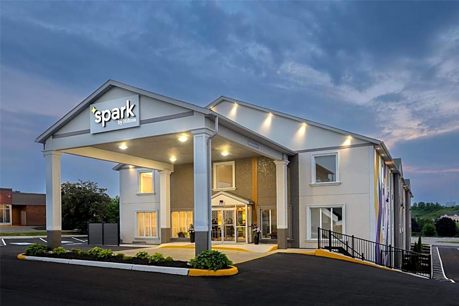 Spark by Hilton Woodstock
