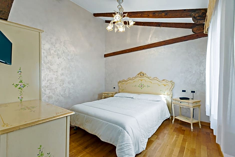 Hotel Malibran