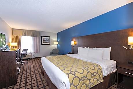 King Room with Spa Bath