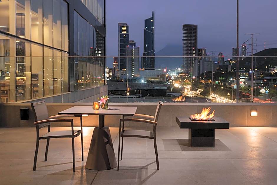 Hyatt Place Monterrey Valle