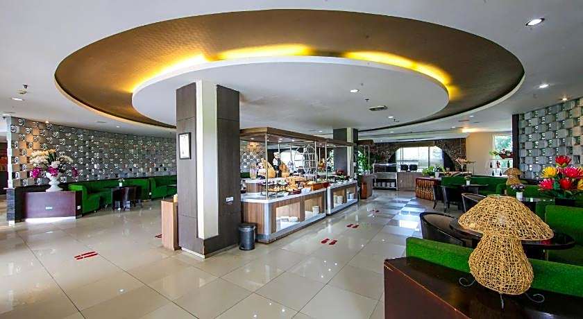 The Royale Krakatau Hotel