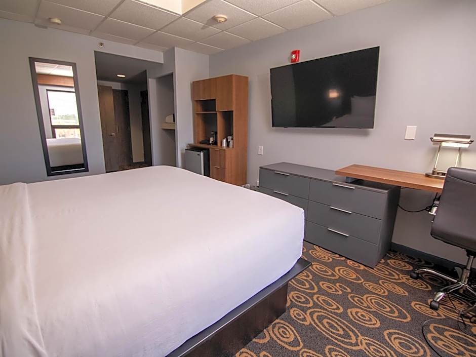 Regency Miami Airport by Sonesta